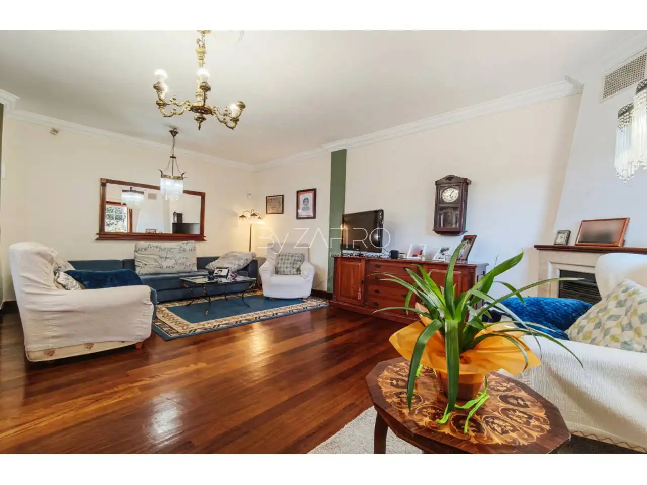 Sala d'estar de Casa o xalet en venda en San Cristóbal de la Laguna amb Jardí privat, Parquet i Terrassa