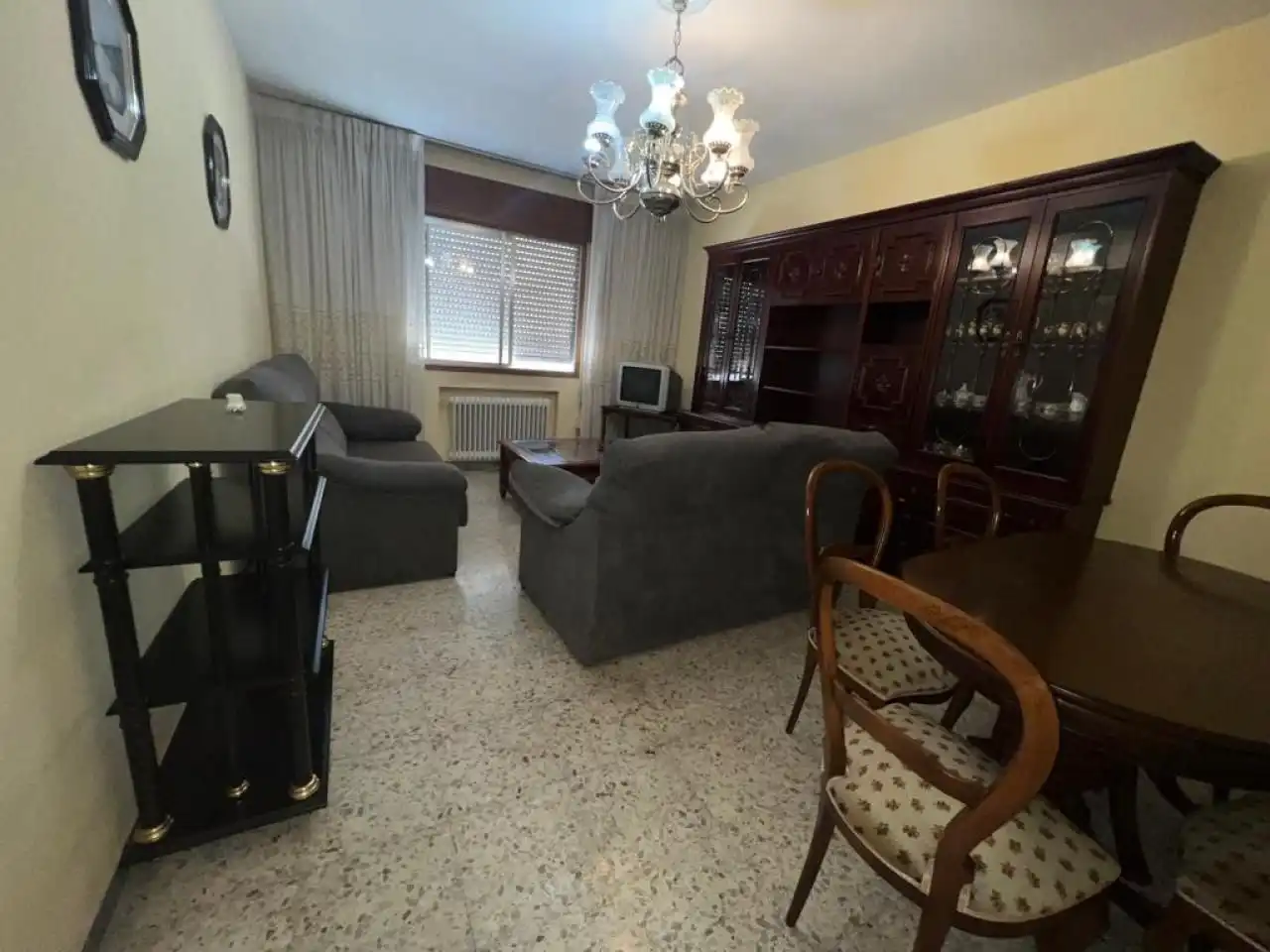 Living room of Flat for rent in Ourense Capital   with Heating, Parquet flooring and Furnished