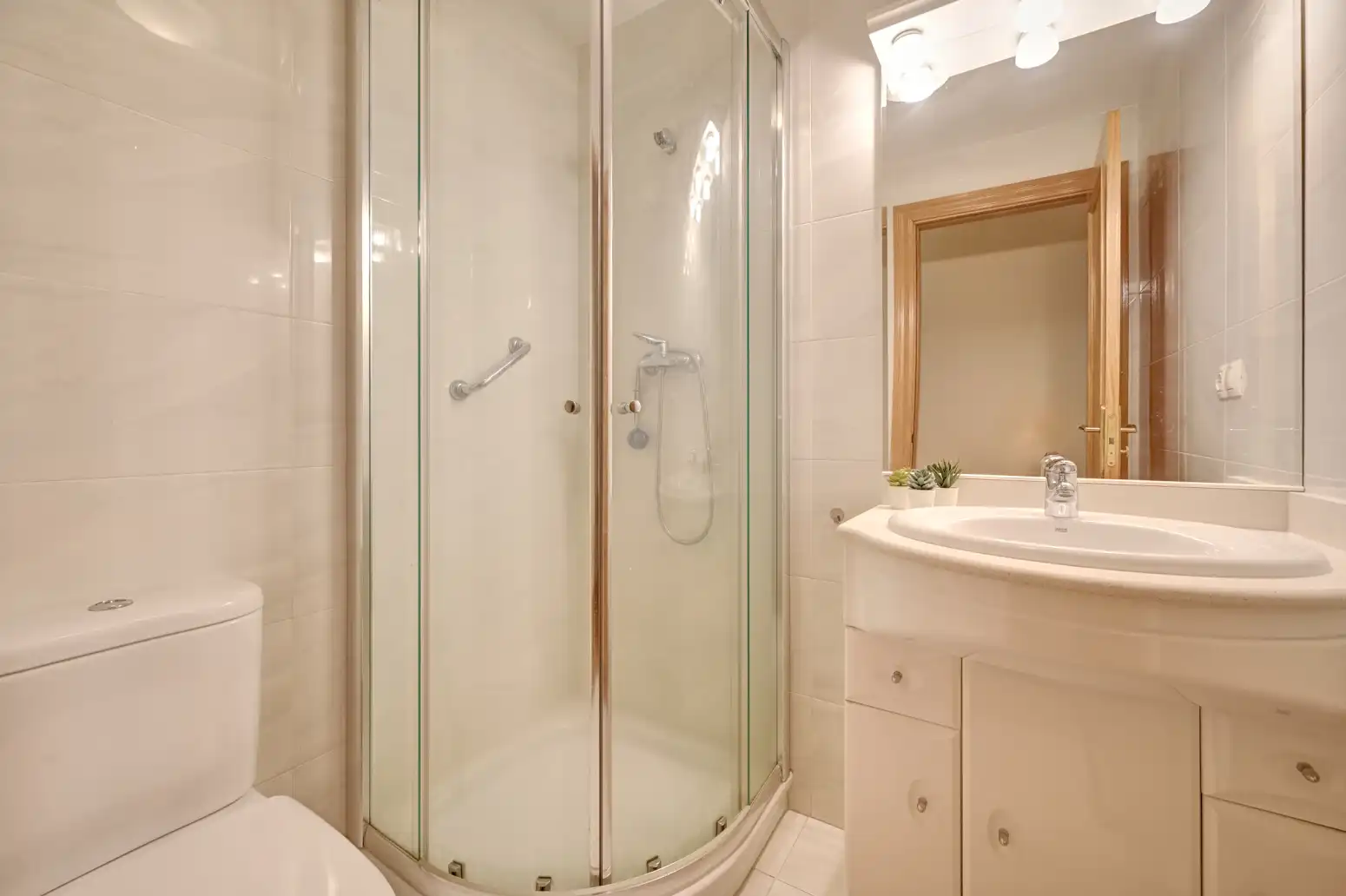 Baño de Piso en venta en Berrioplano / Berriobeiti con Calefacción, Parquet y Trastero