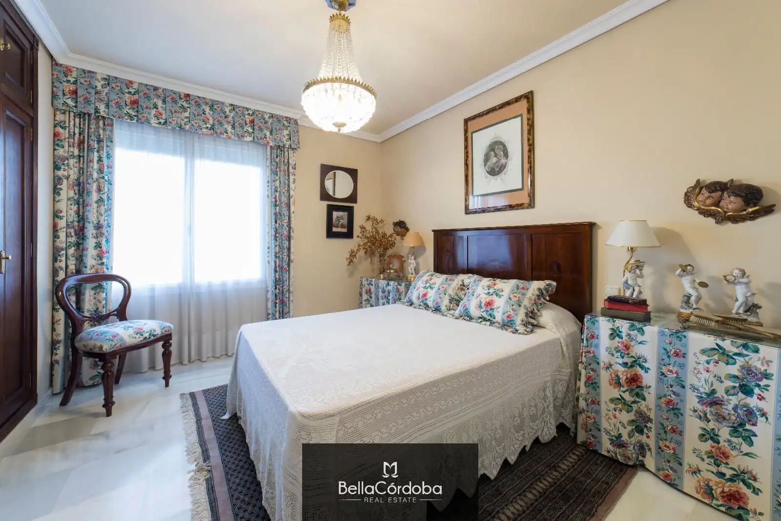 Bedroom of Houses for sale in Córdoba  with Air Conditioner, Heating and Terrace