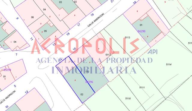 Terreno residencial en Venta en Calle Madrigon en Santa María de la Vega