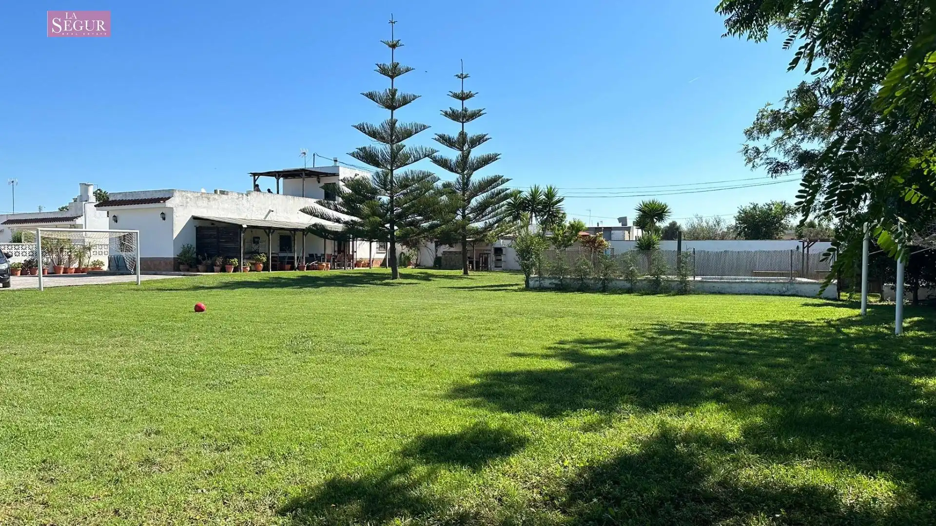 Jardín de Casa o chalet en venta en Conil de la Frontera con Aire acondicionado, Jardín privado y Terraza