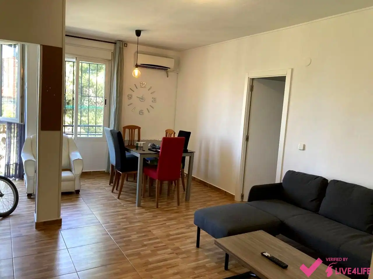Flat to rent in De Teba