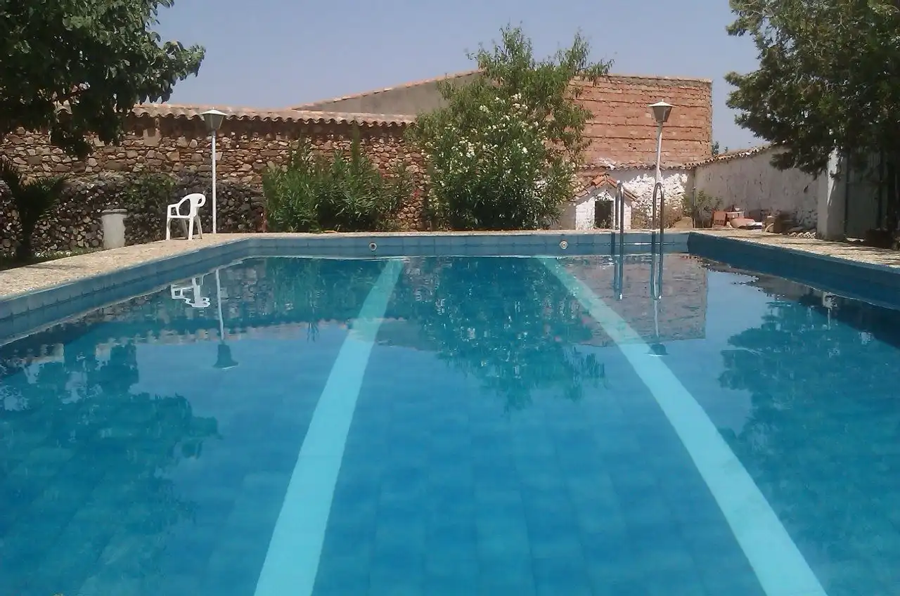 Piscina de Casa adosada en venta en Brazatortas con Calefacción, Jardín privado y Piscina