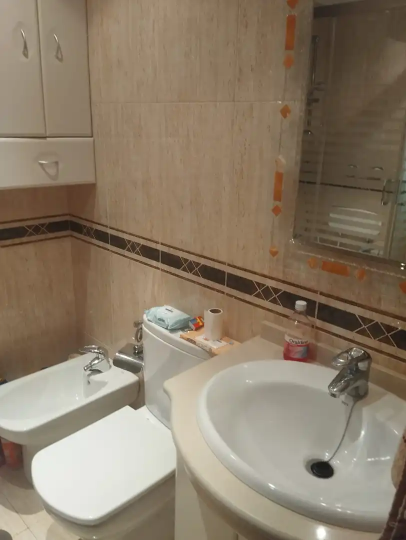 Bathroom of Flat for sale in Oviedo   with Heating, Terrace and Storage room