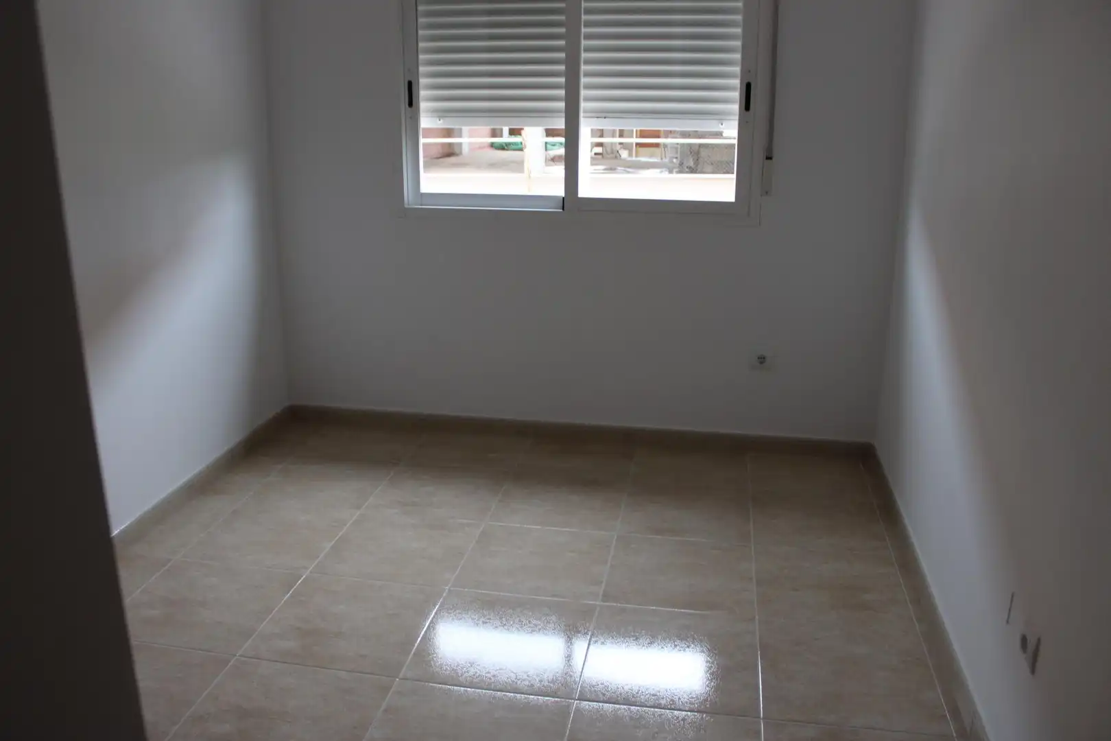 Habitación de Dúplex de alquiler en Beniarjó con Terraza y Amueblado