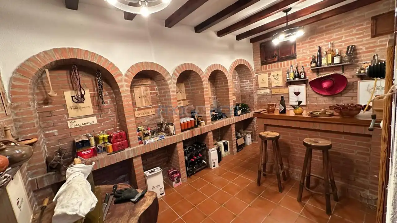 Casa o xalet en venda en Mansilla de las Mulas amb Calefacció, Jardí privat i Piscina