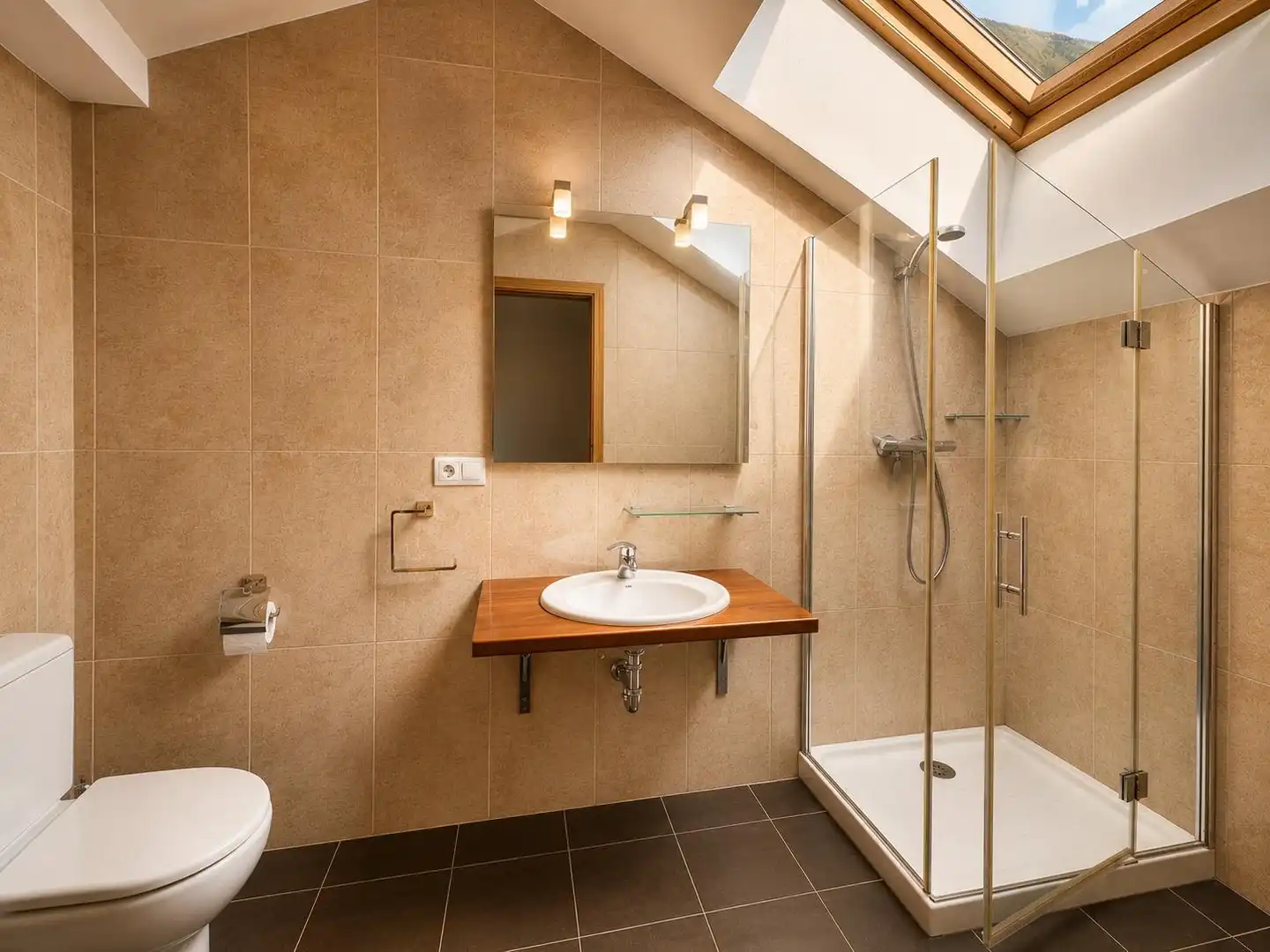 Baño de Casa o chalet en venta en Comillas (Cantabria) con Calefacción, Terraza y Trastero
