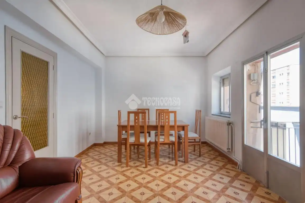 Dining room of Flat for rent in Salamanca  with Heating