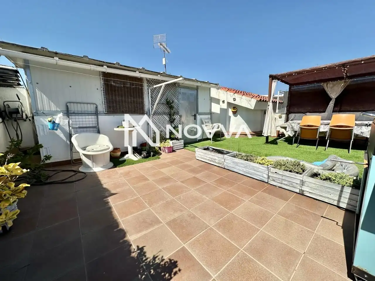 Flat with terrace for sale in Tordera pueblo, imagen 2