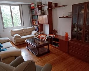 Living room of Flat for sale in Bilbao   with Heating, Parquet flooring and Oven