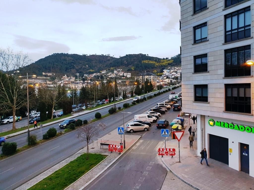 Exterior view of Flat to rent in Ourense Capital   with Heating, Parquet flooring and Furnished