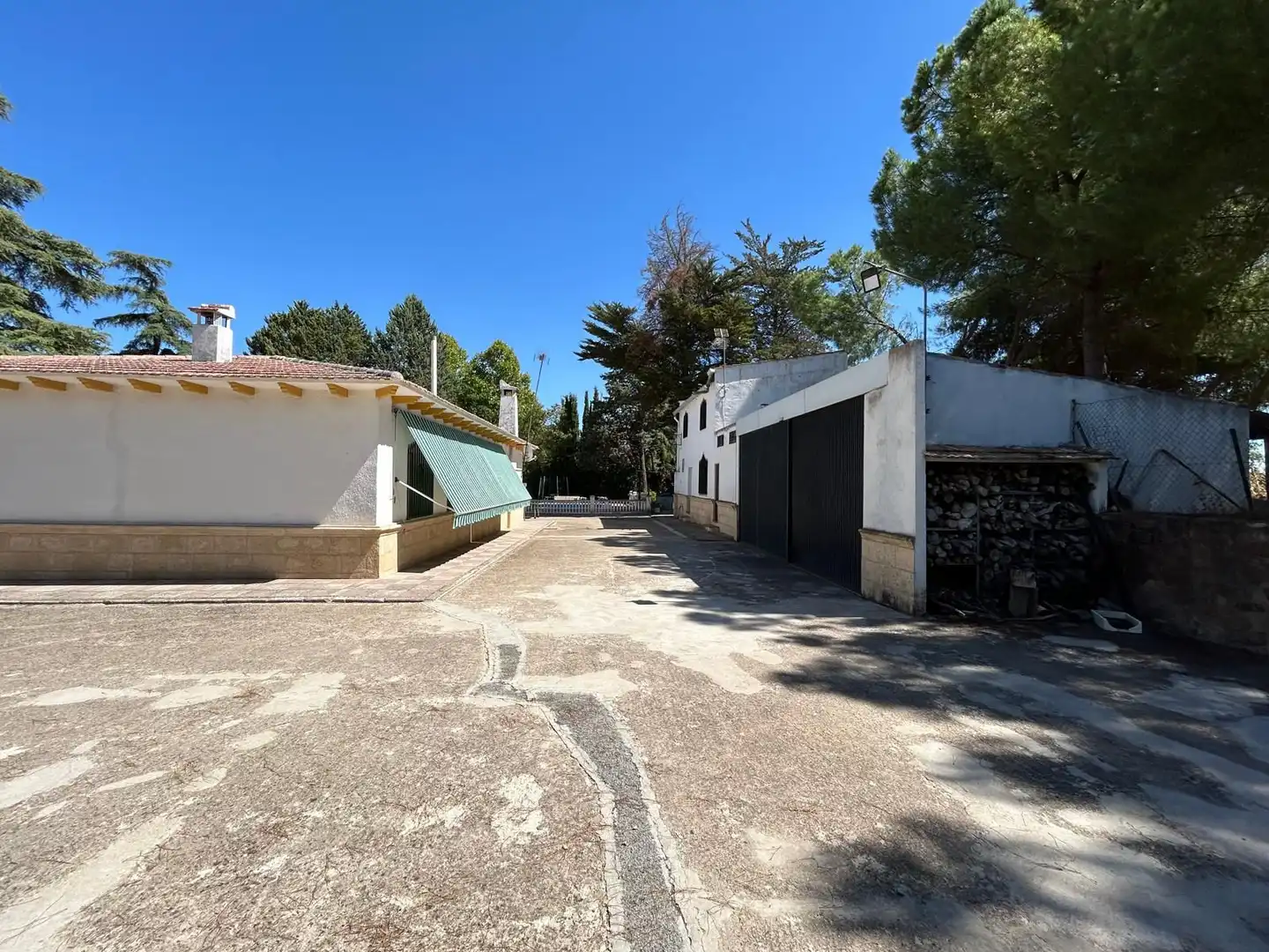 Exterior view of Houses for sale in Alcolea de Calatrava  with Air Conditioner, Heating and Terrace