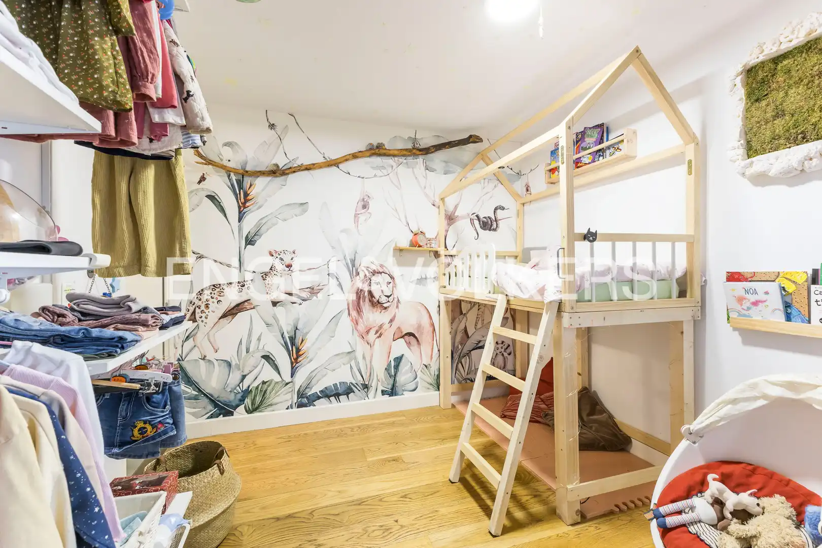 Bedroom of Duplexes for sale in Madrid  with Heating and Storage room