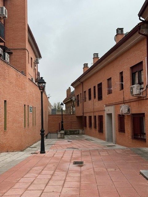 Vista exterior de Apartament de lloguer en Torrejón del Rey amb Aire condicionat