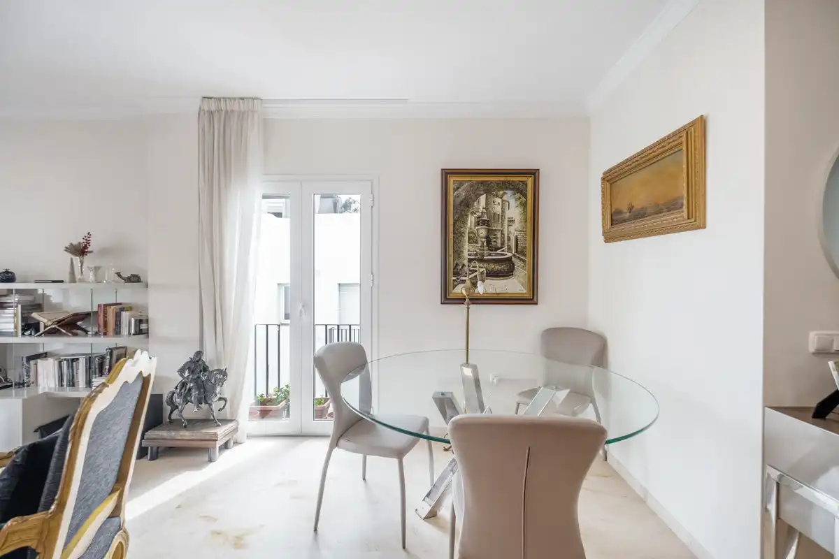 Comedor de Piso en venta en Marbella con Aire acondicionado y Terraza