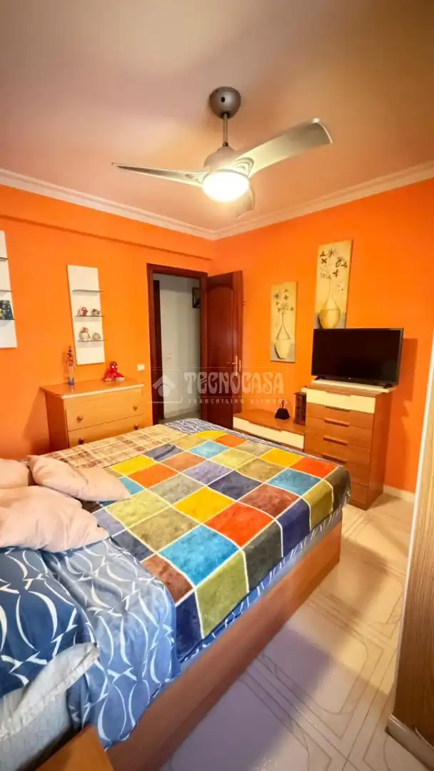 Habitación de Piso en venta en Parla con Calefacción