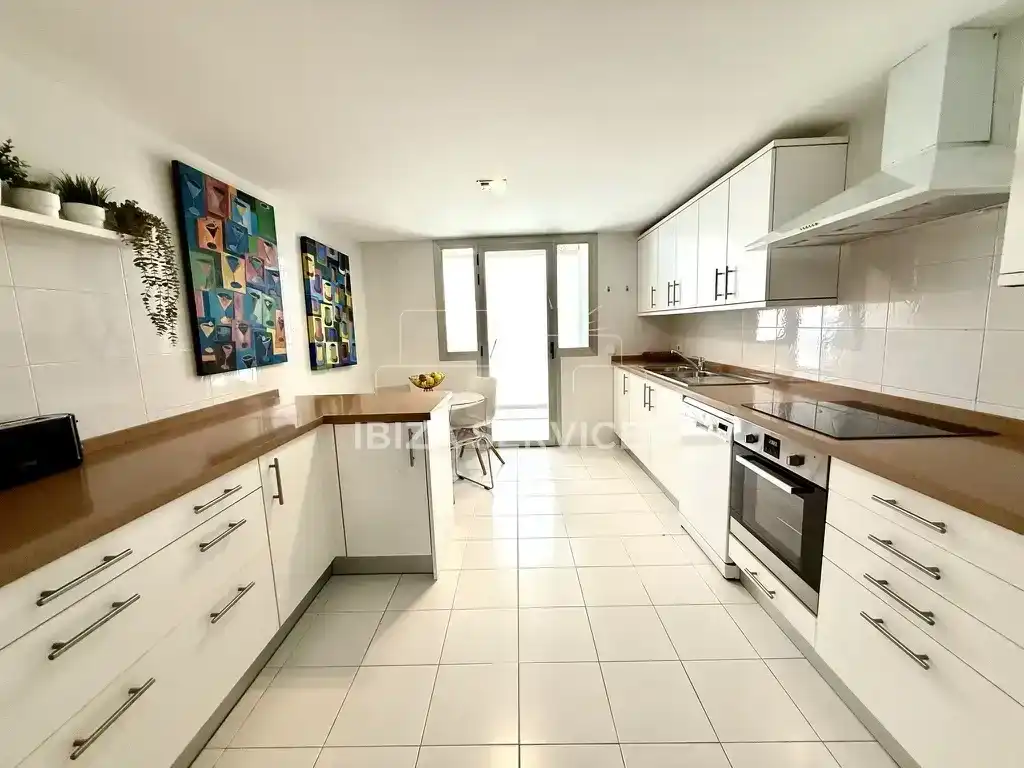 Cuina de Casa o xalet de lloguer en Eivissa amb Aire condicionat