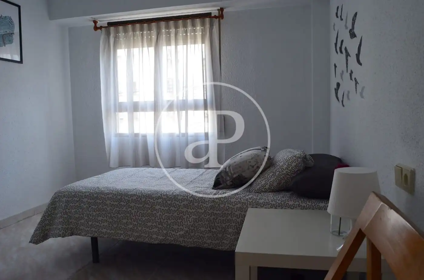 Habitación de Piso de alquiler en Valencia con Amueblado y Balcón