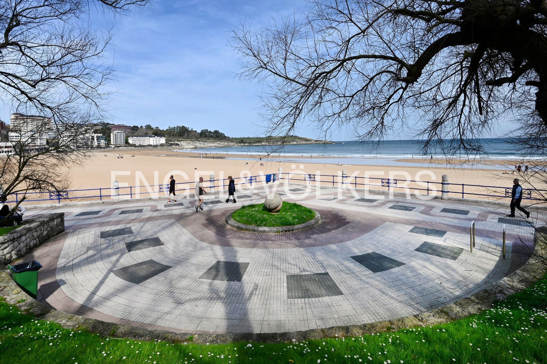 Exterior view of Flat for sale in Santander  with Heating and Furnished