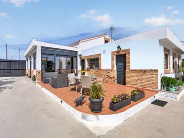 Villa con balcone in vendita a San Francisco de Asis