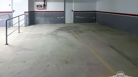Se venden dos amplias plazas de aparcamiento y un trastero en Lloret de Mar.