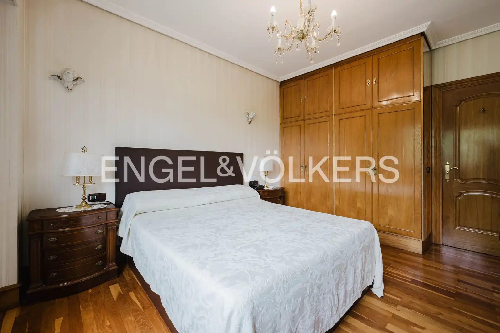Bedroom of Houses for sale in Donostia - San Sebastián   with Air Conditioner, Heating and Private garden