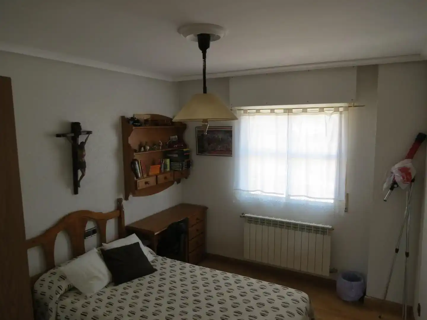 Dormitori de Pis en venda en Villaralbo amb Jardí privat, Parquet i Moblat