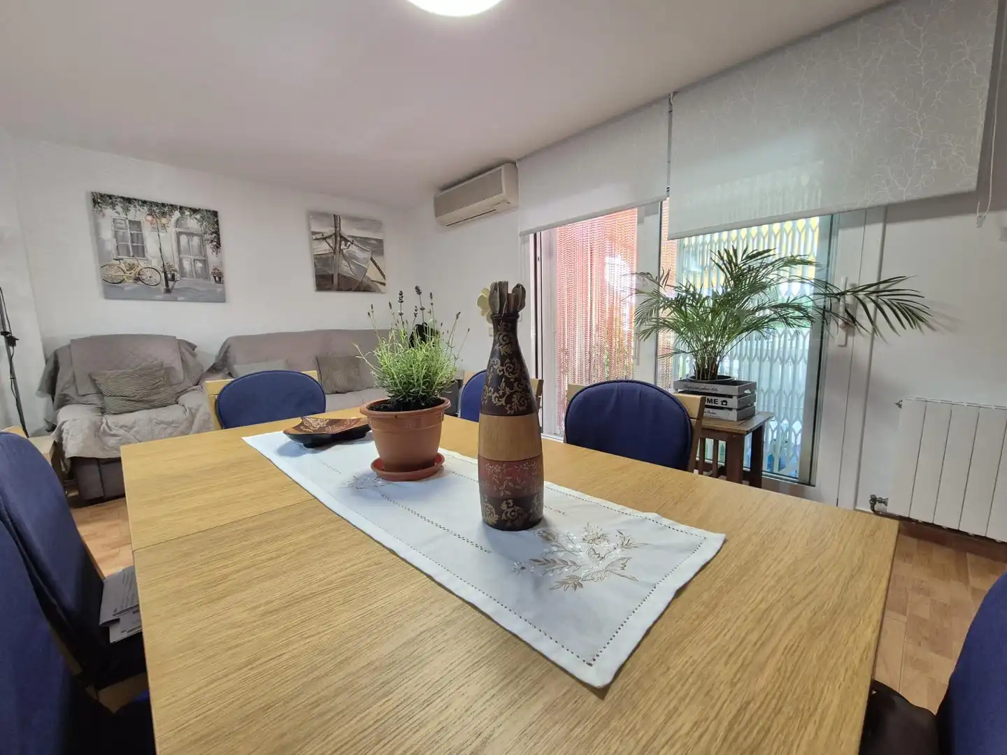 Esszimmer von Erdgeschoss zum Verkauf in El Vendrell mit Klimaanlage, Heizung und Terrasse