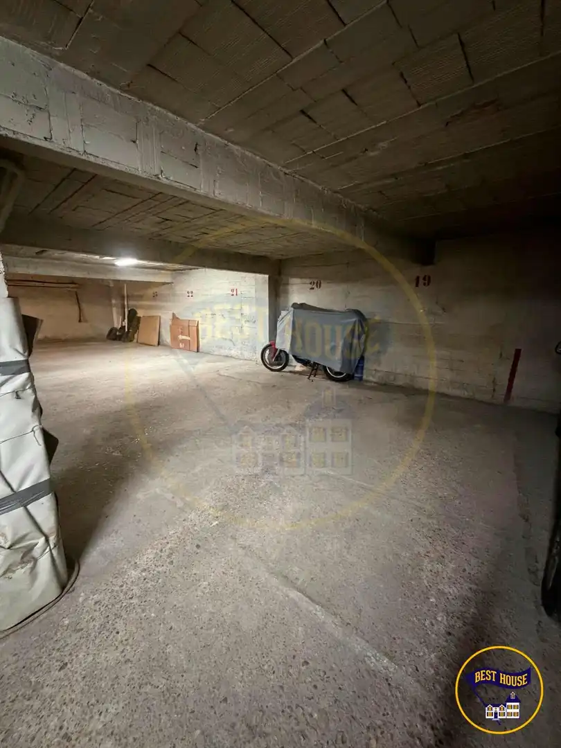 Parking of Flat for sale in Cuenca  with Heating