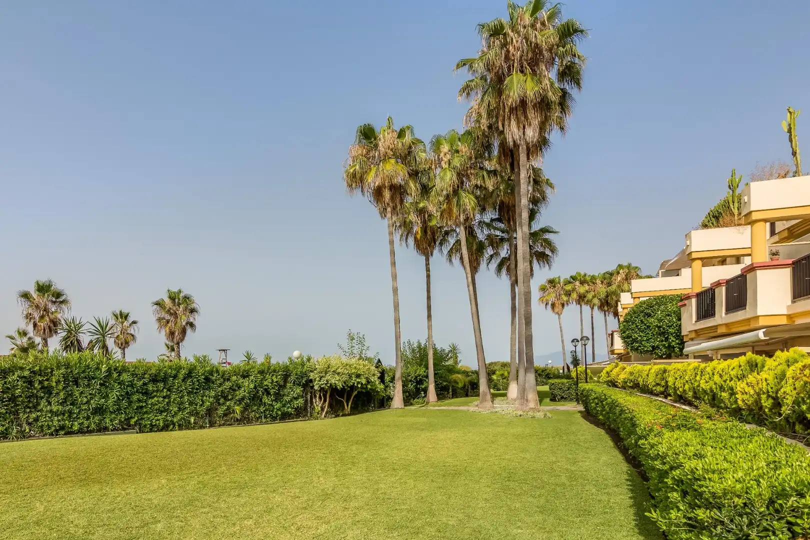 Garden of Flat for sale in Marbella  with Air Conditioner, Heating and Private garden