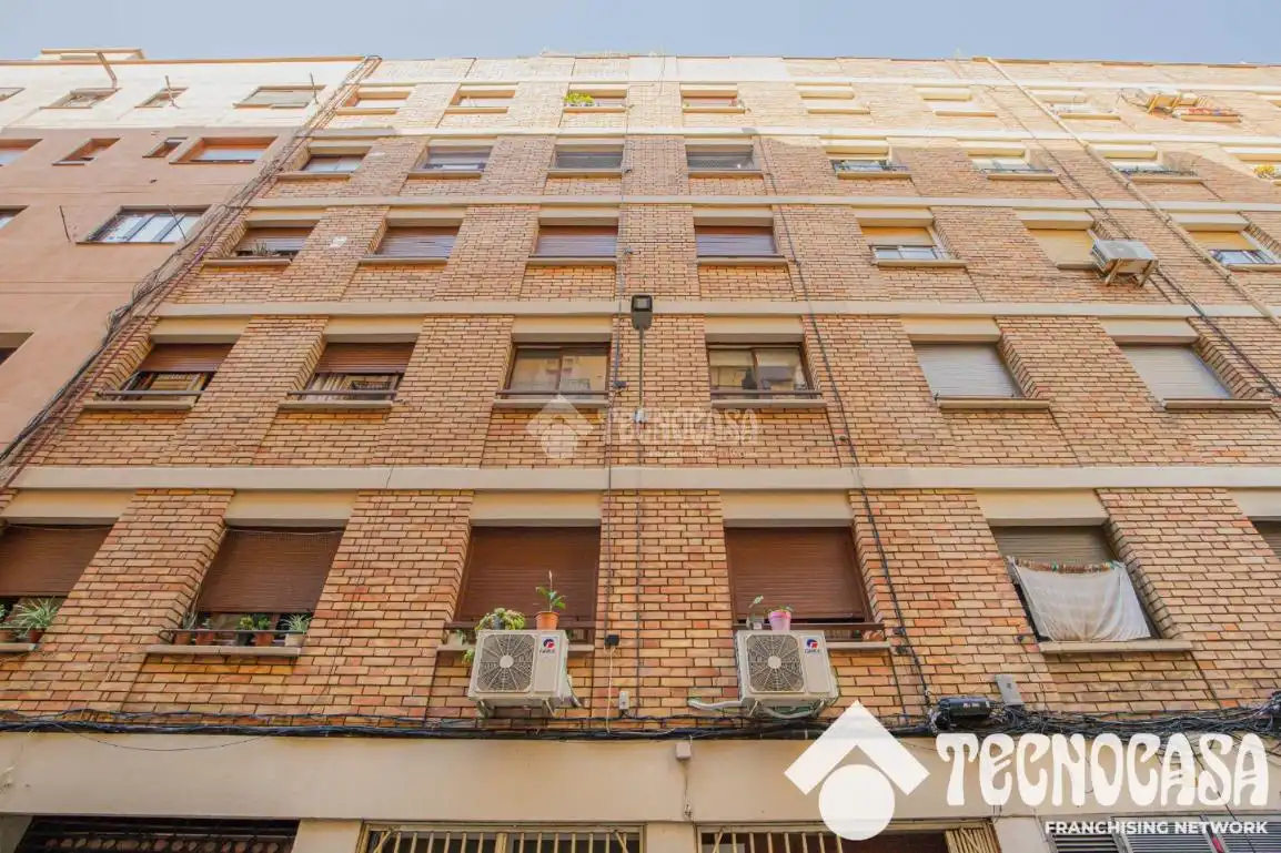 Außenansicht von Wohnung zum Verkauf in Barcelona