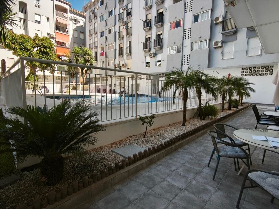 Swimming pool of Flat to rent in Fuengirola  with Air Conditioner, Terrace and Furnished