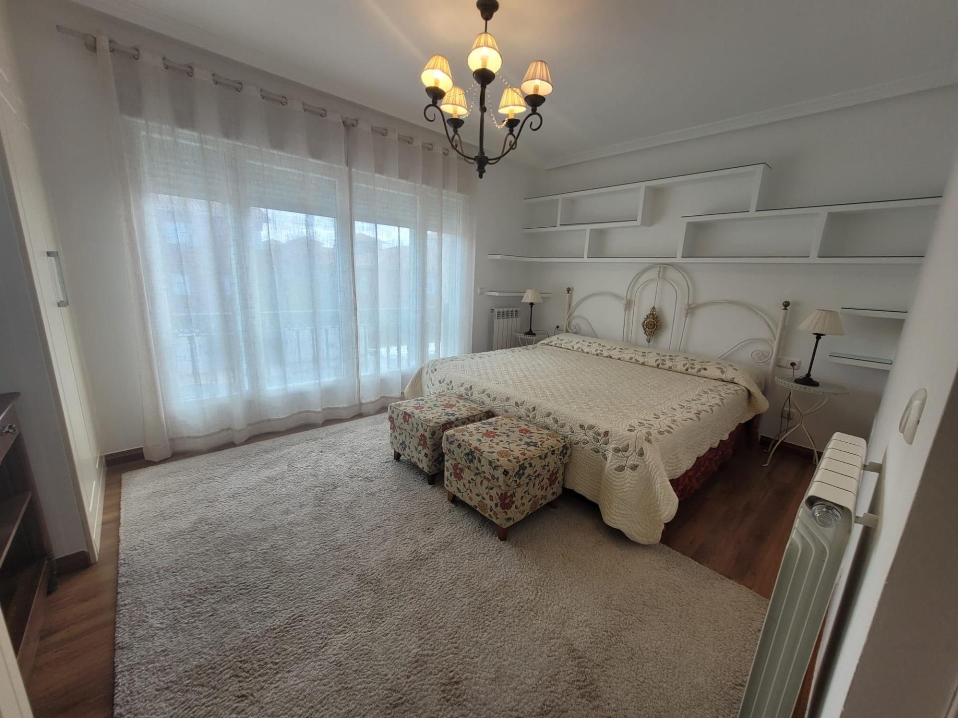 Einfamilien-Reihenhaus miete in Carbajosa de la Sagrada