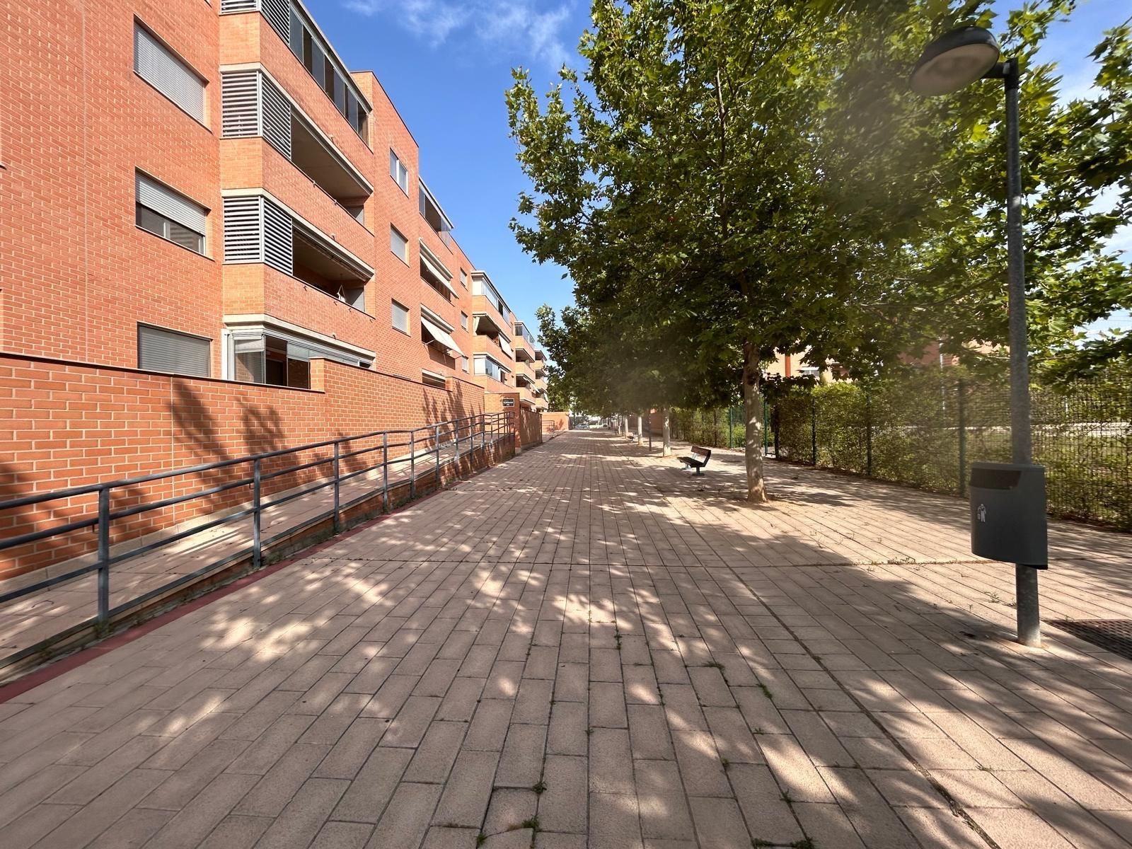 Exterior view of Flat to rent in  Zaragoza Capital  with Heating, Private garden and Terrace