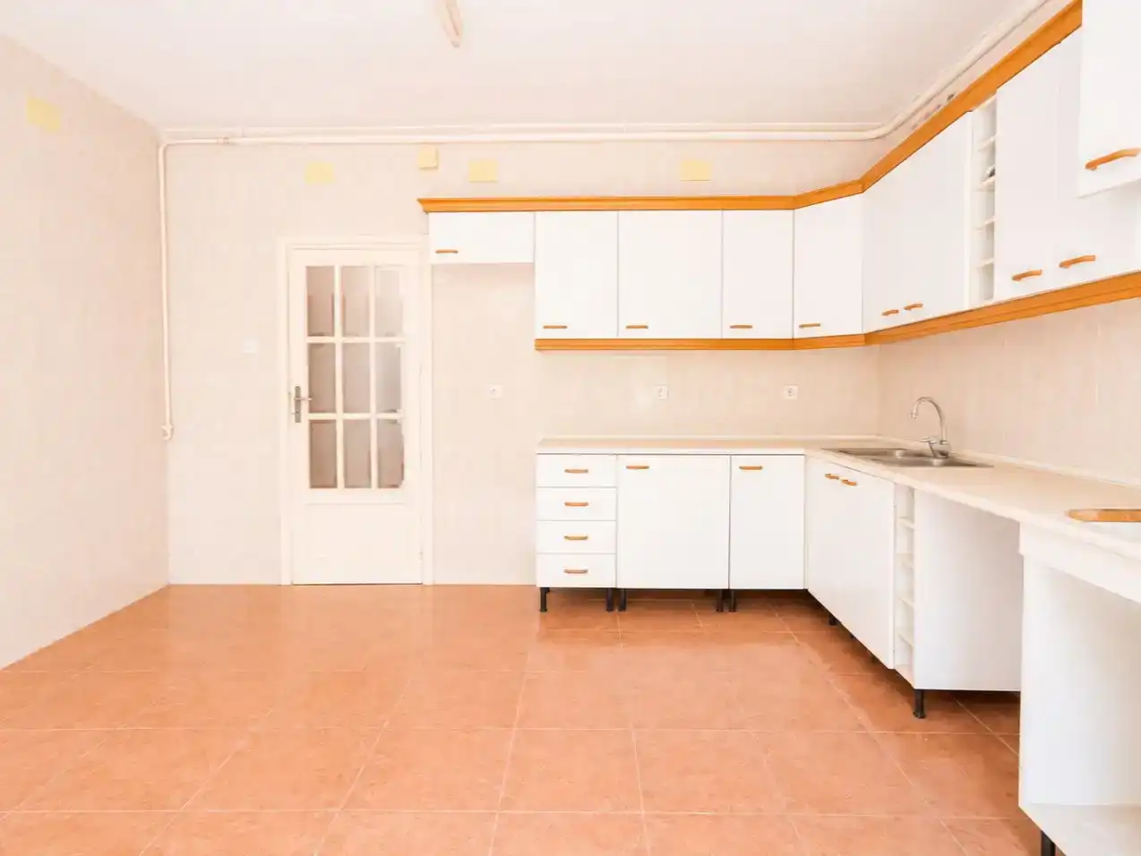 Kitchen of Houses for sale in Puertollano