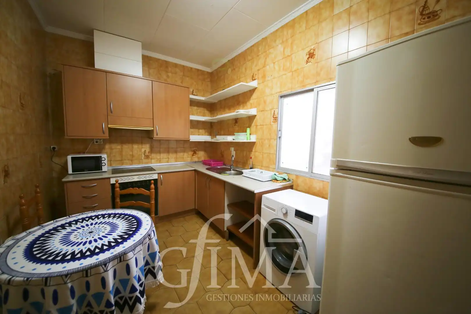 Kitchen of Houses for sale in Argamasilla de Alba  with Air Conditioner, Heating and Balcony