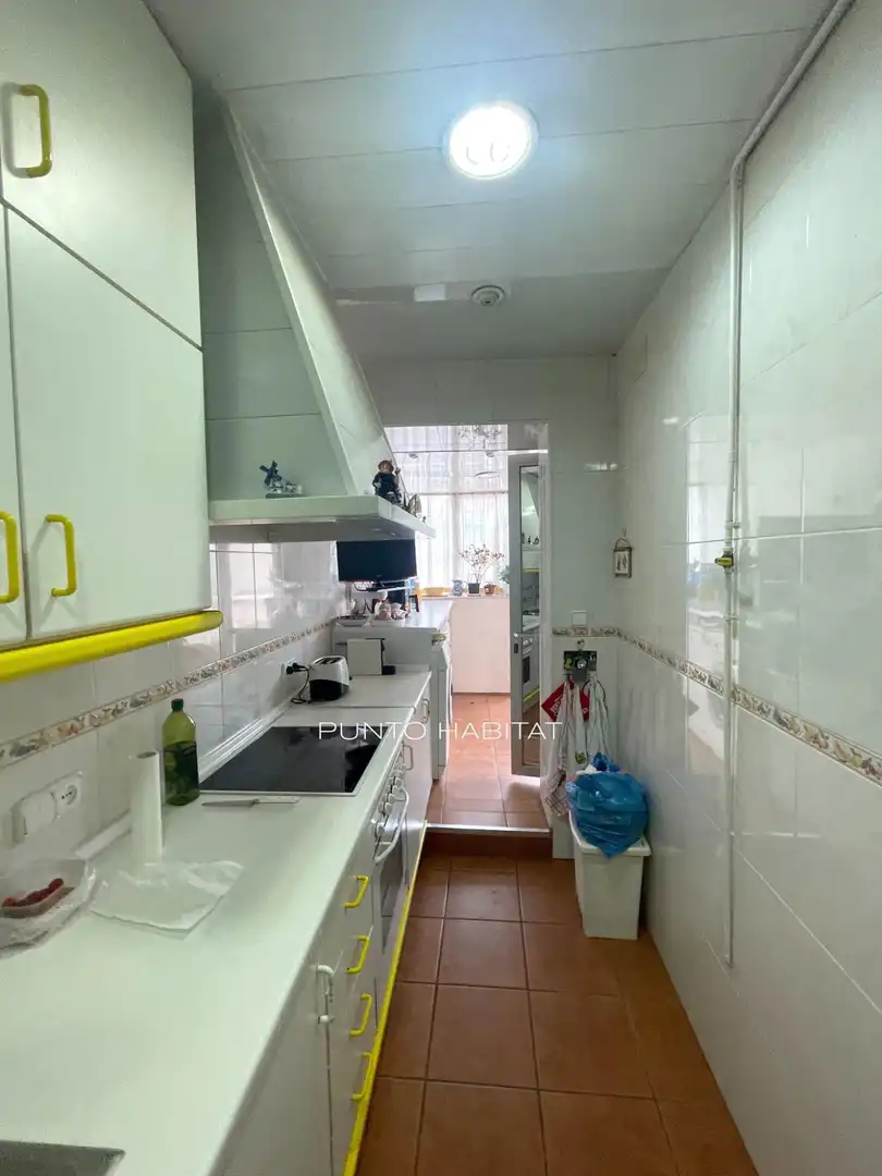 Küche von Dachboden zum Verkauf in Barcelona mit Terrasse
