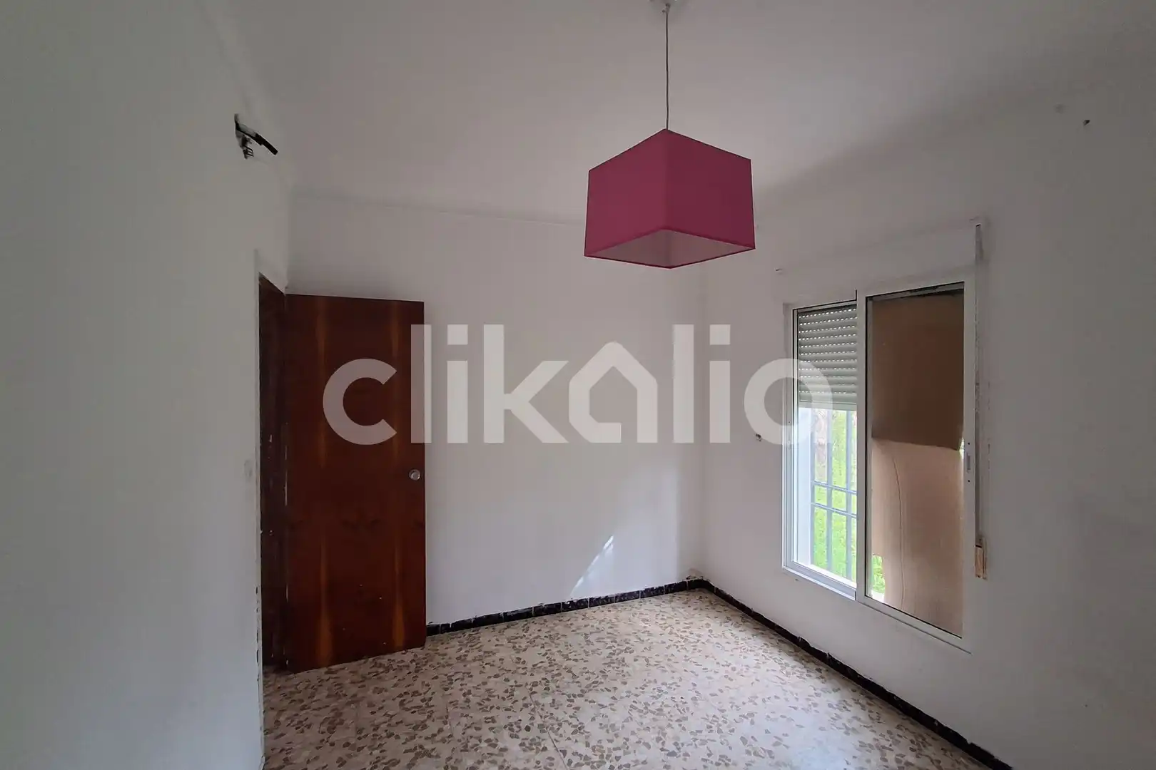 Dormitori de Casa o xalet en venda en Marchena amb Calefacció, Jardí privat i Piscina