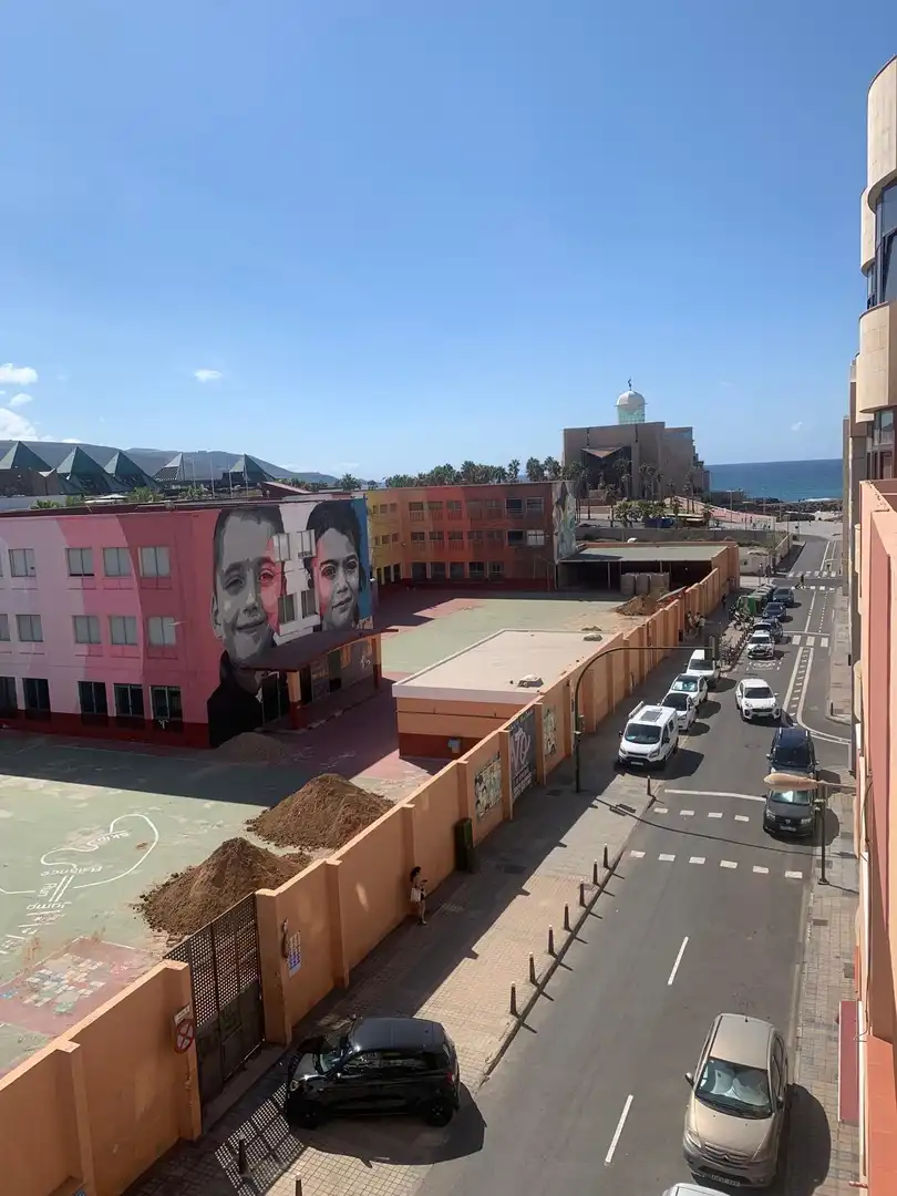 Vista exterior de Piso en venta en Las Palmas de Gran Canaria con Balcón
