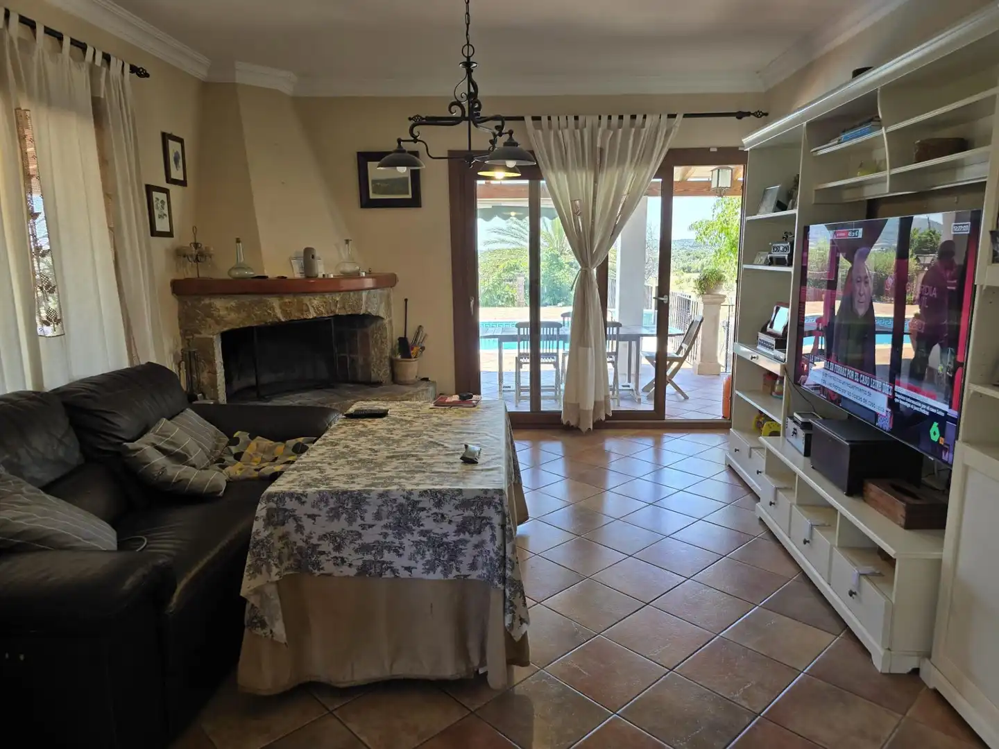 Wohnzimmer von Haus oder Chalet zum Verkauf in Campanet mit Klimaanlage, Heizung und Privatgarten