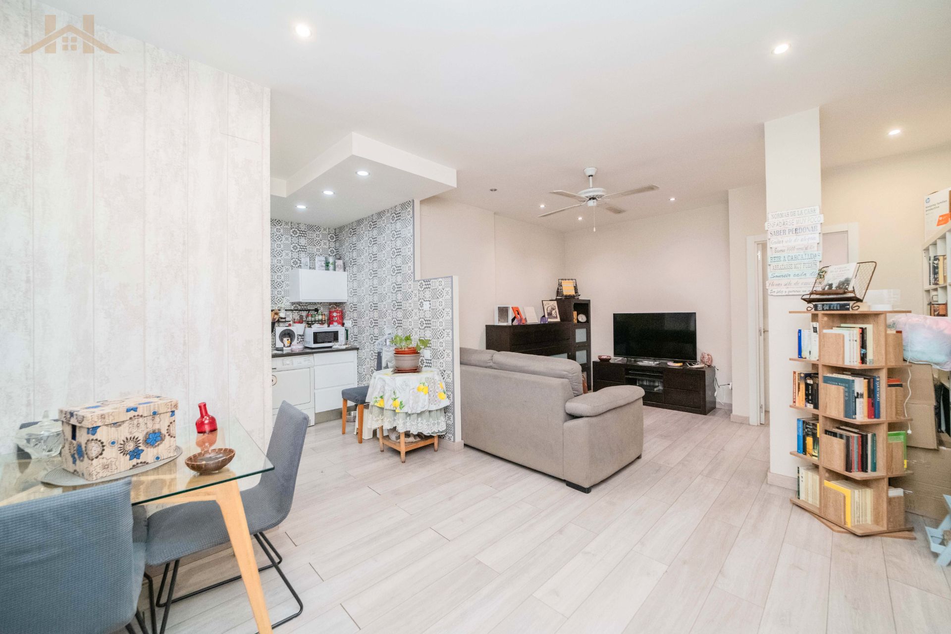 Living room of Flat for sale in Pinto  with Air Conditioner, Heating and Oven