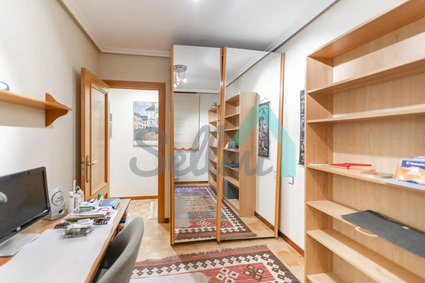 Piso de alquiler en Oviedo  con Calefacción, Parquet y Terraza