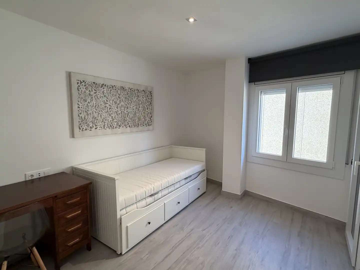 Habitación de Apartamento de alquiler en Palamós con Calefacción, TV y Alarma