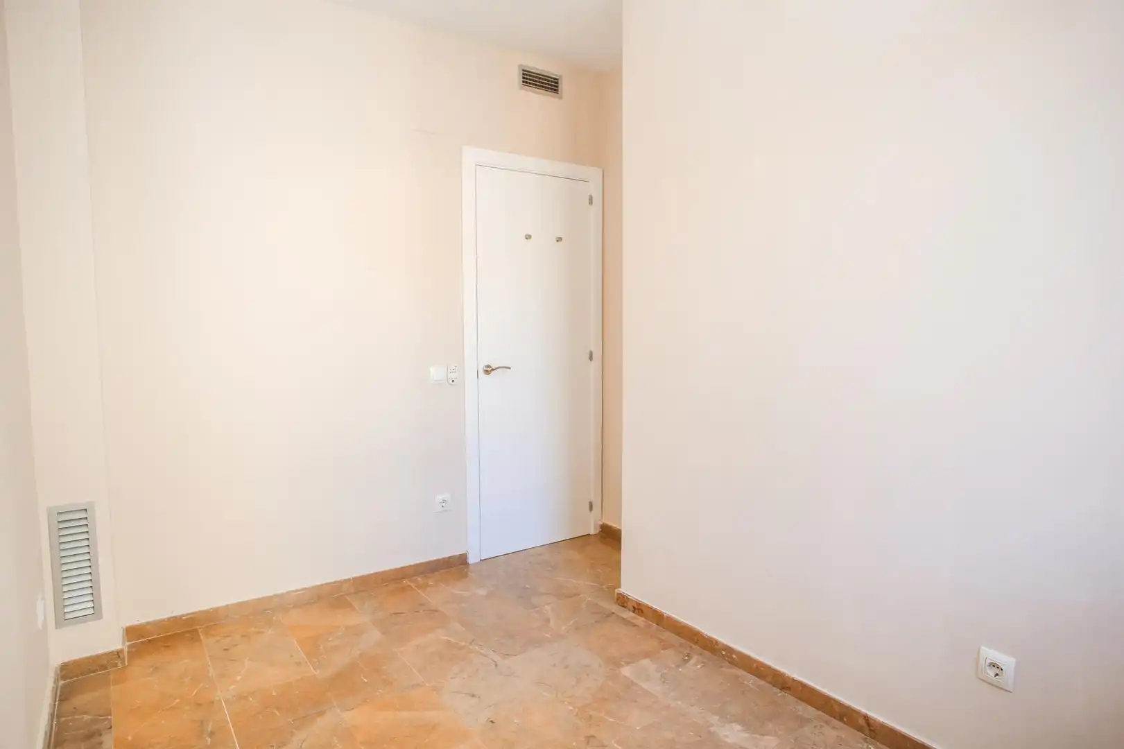 Flat for sale in Fenals