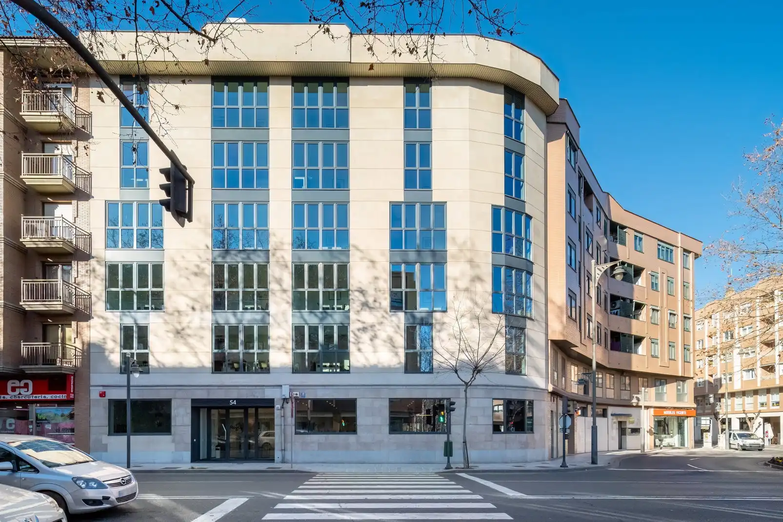 Vista exterior de Oficina de alquiler en  Logroño con Aire acondicionado, Calefacción y Amueblado