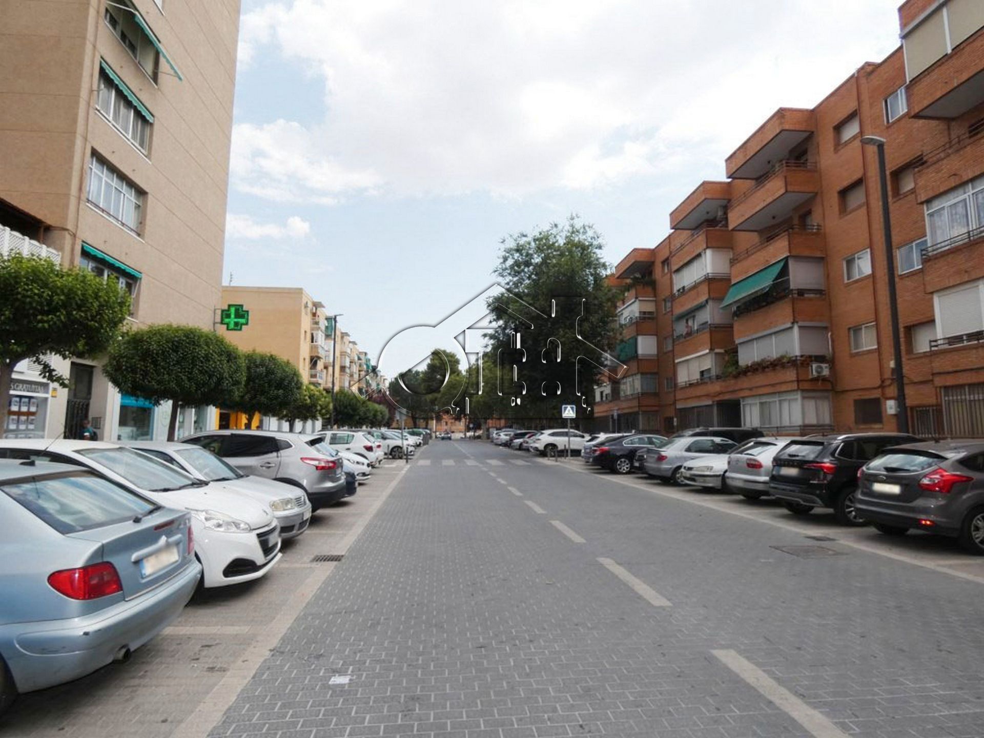 Vista exterior de Pis en venda en Guadalajara Capital amb Aire condicionat, Calefacció i Parquet