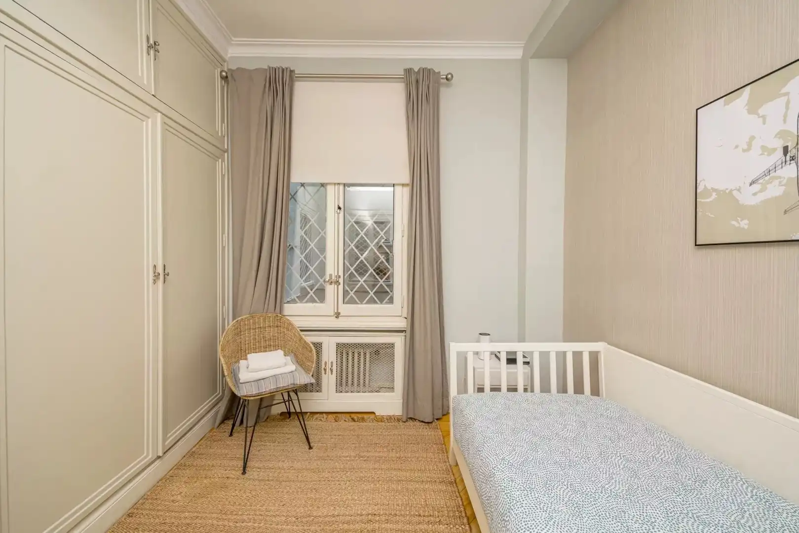 Bedroom of Flat for rent in Madrid  with Air Conditioner, Heating and Terrace