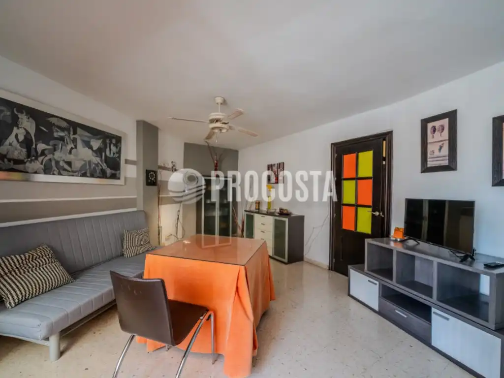 Piso en venta en Calle Dr Alvarez, Almuñecar Centro