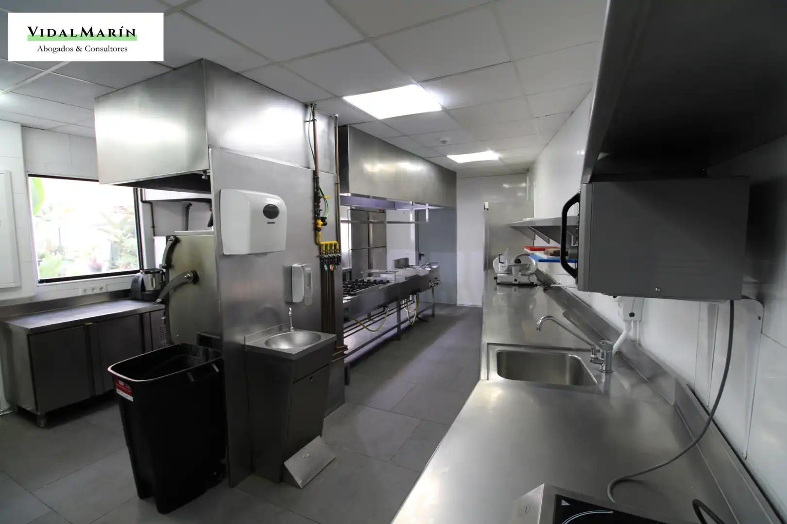 Business premises for transfer in Avenida de Holanda 18, imagen 23